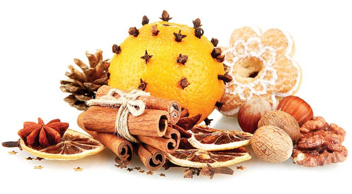 Decorating that Makes Scents: Infusing Your Home with Seasonal Aromas