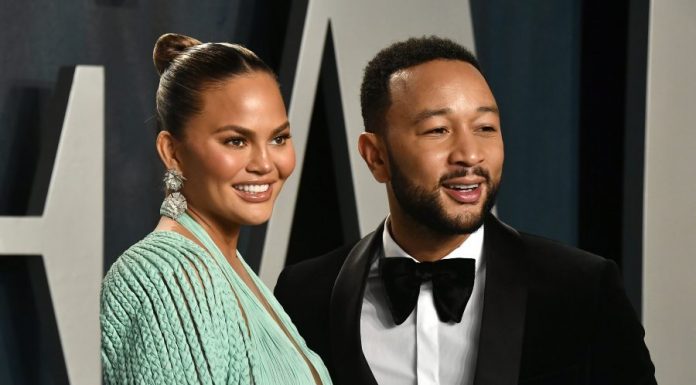 Chrissy Teigen is convinced that this picture of Luna and Miles is actually just her and John Legend