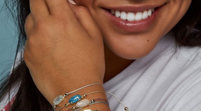 If you buy this Kendra Scott friendship bracelet, 50% of proceeds go to food banks across America