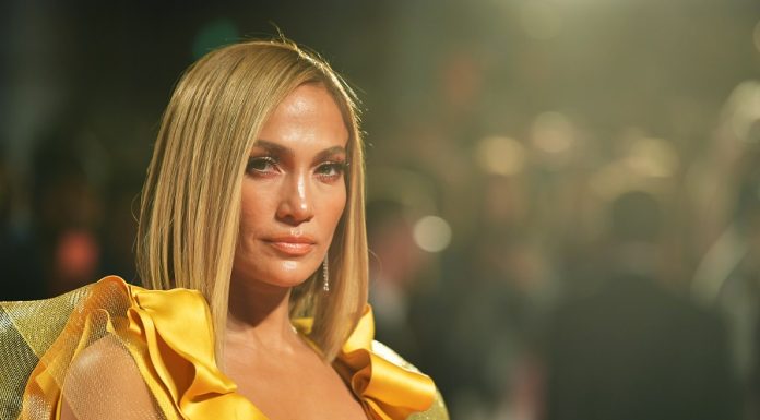 Jennifer Lopez feels like she let everyone down with her Oscars snub, but she could NEVER