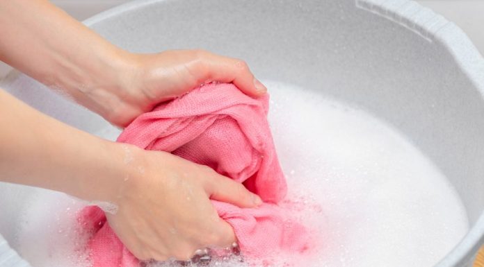 5 expert-backed tips for hand washing your clothes