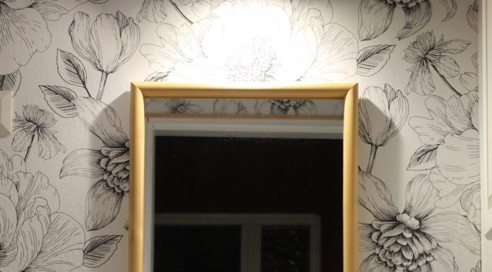 What I Learned About Confidence During a Yearlong Battle with Hormonal Acne